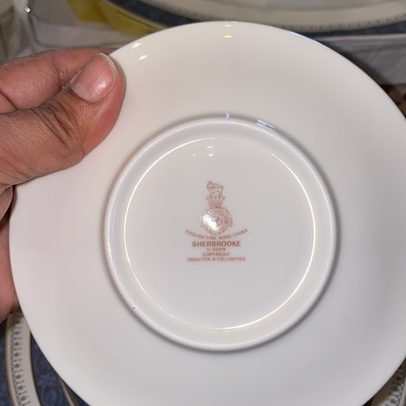Antique Royal Doulton Sherbrooke H.5009 English Bone China S 12 mint condition - Picture 13 of 13